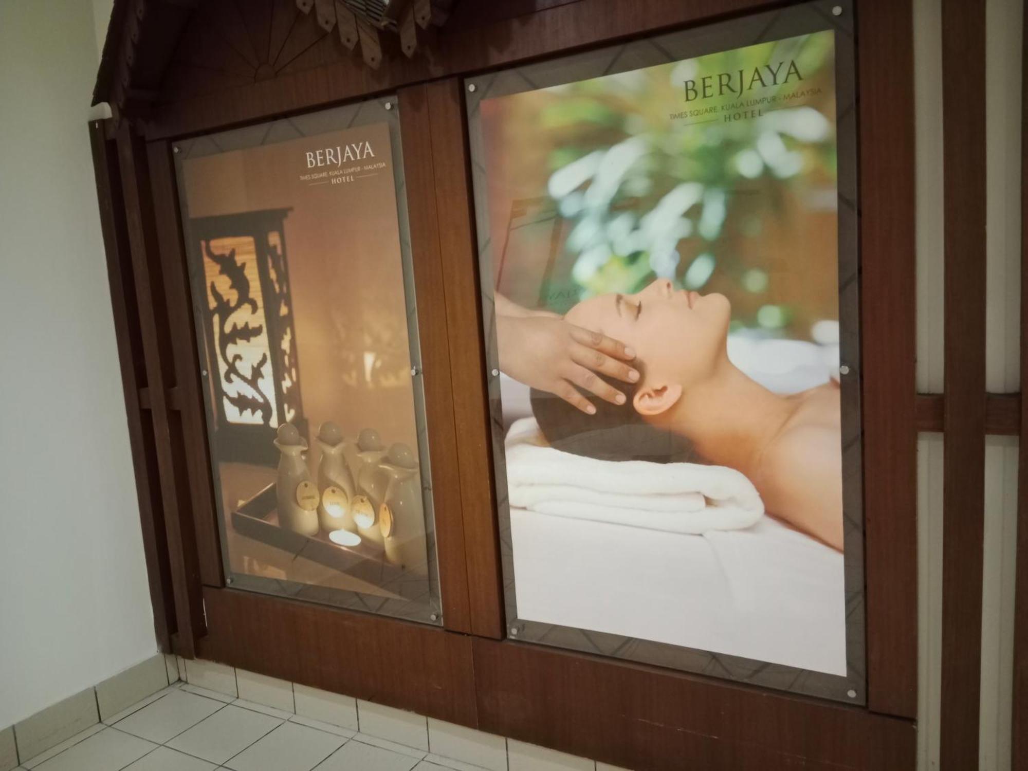 Kl Universal Service Suites At Times Square Kaula Lumpur Malaysia *
