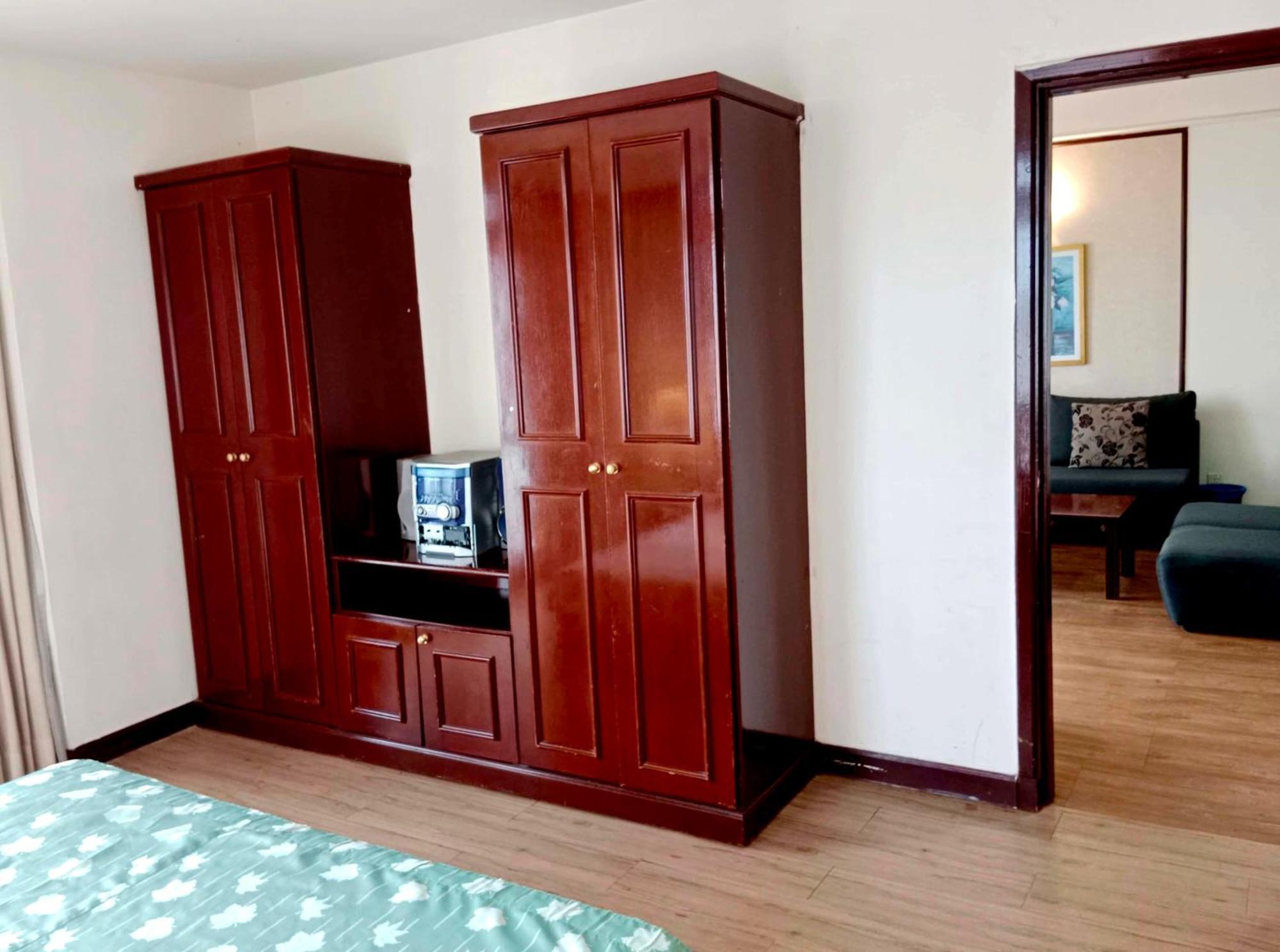 Kl Universal Service Suites At Times Square Kaula Lumpur Malaysia Apartment Kuala Lumpur