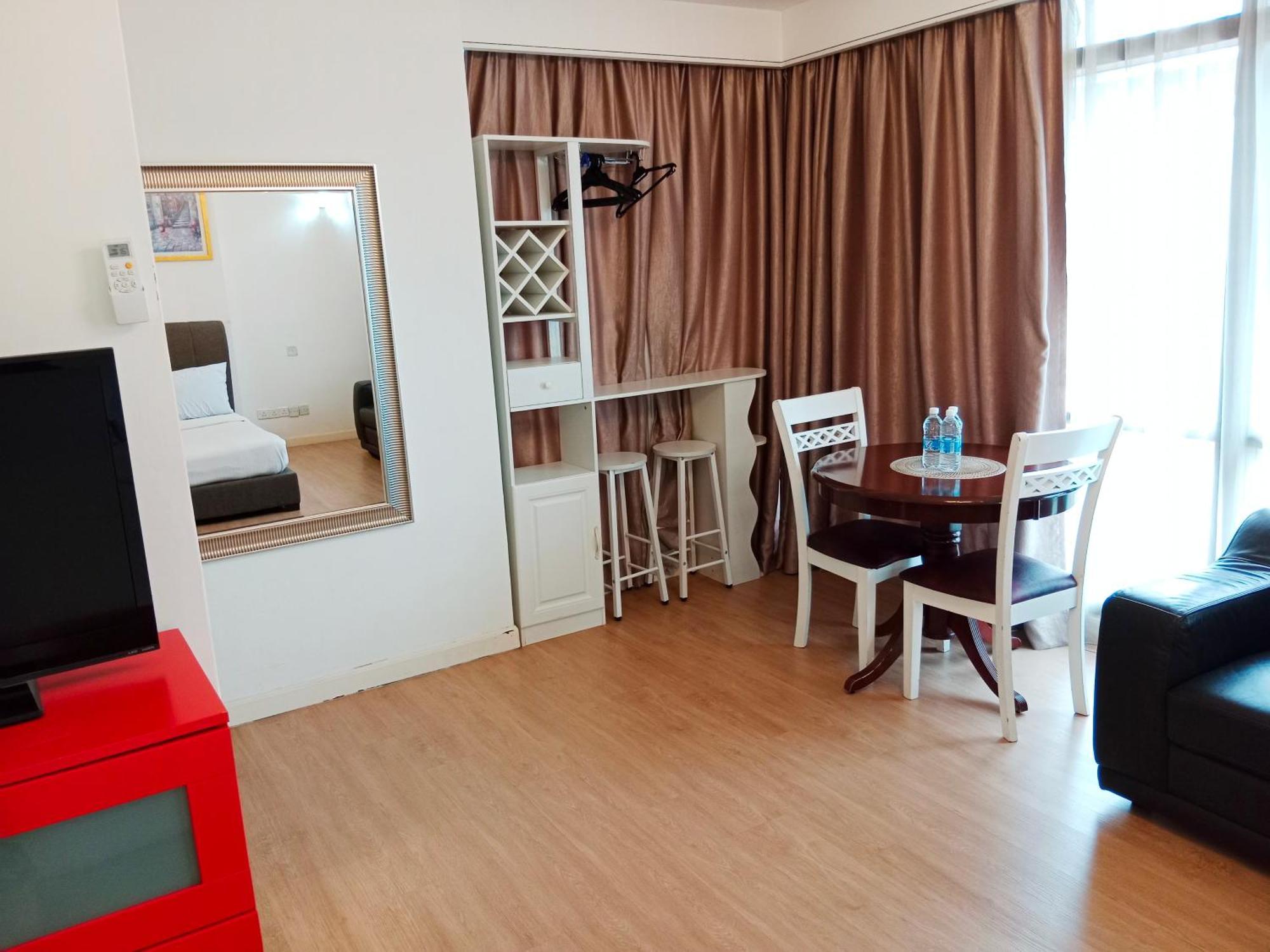Kl Universal Service Suites At Times Square Kaula Lumpur Malaysia Apartment Kuala Lumpur