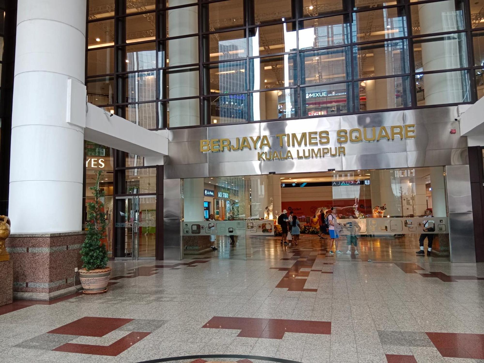 Pangsapuri Kl Universal Service Suites At Times Square Kaula Lumpur Malaysia Kuala Lumpur
