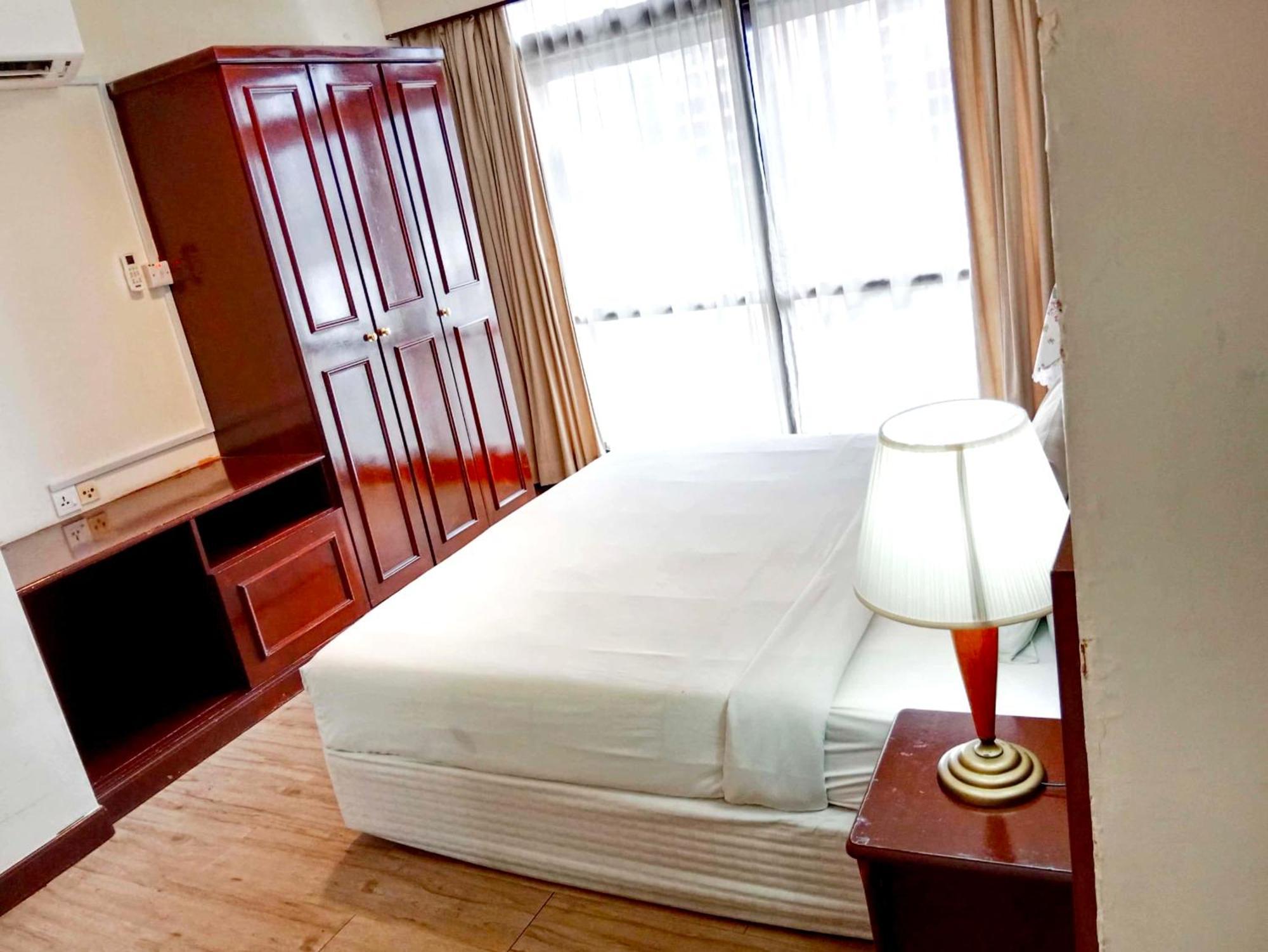 Kl Universal Service Suites At Times Square Kaula Lumpur Malaysia Pangsapuri