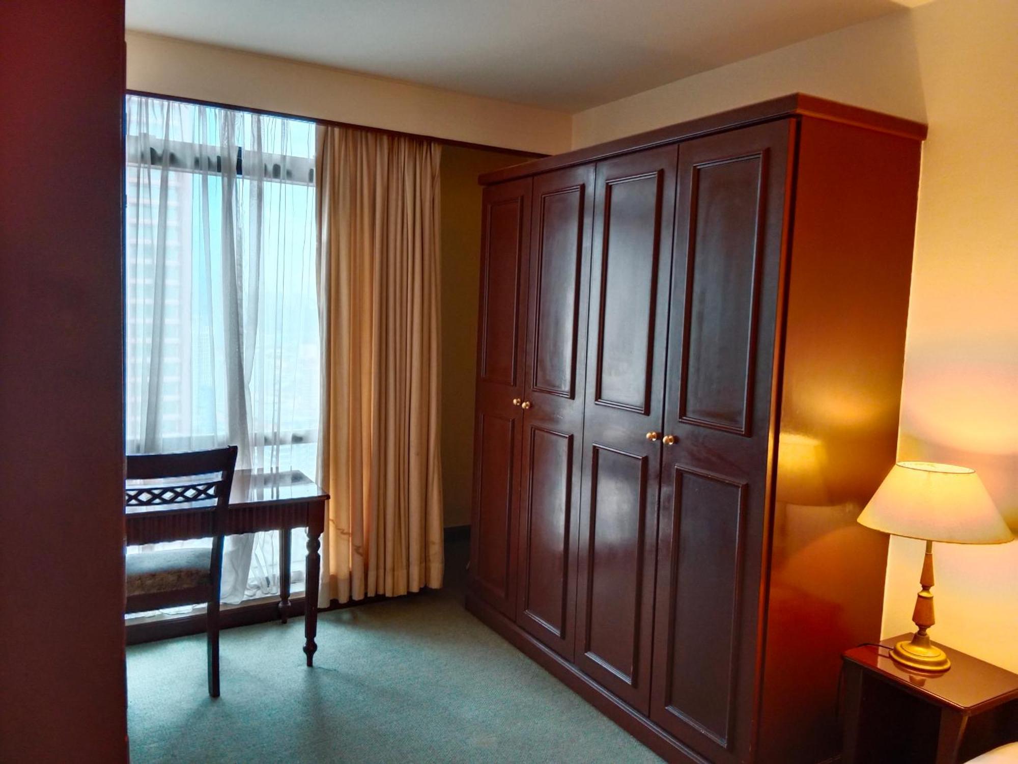 Pangsapuri Kl Universal Service Suites At Times Square Kaula Lumpur Malaysia