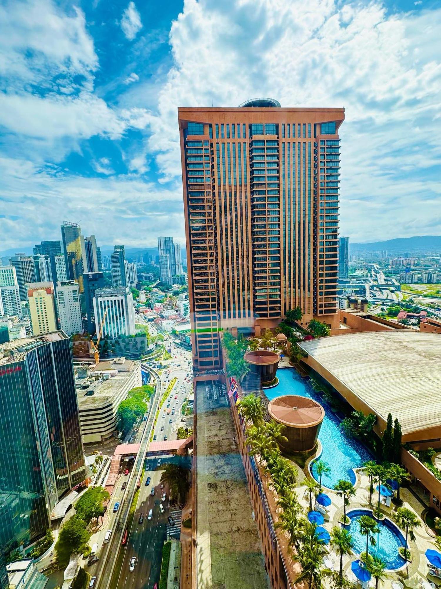 Pangsapuri Kl Universal Service Suites At Times Square Kaula Lumpur Malaysia *
