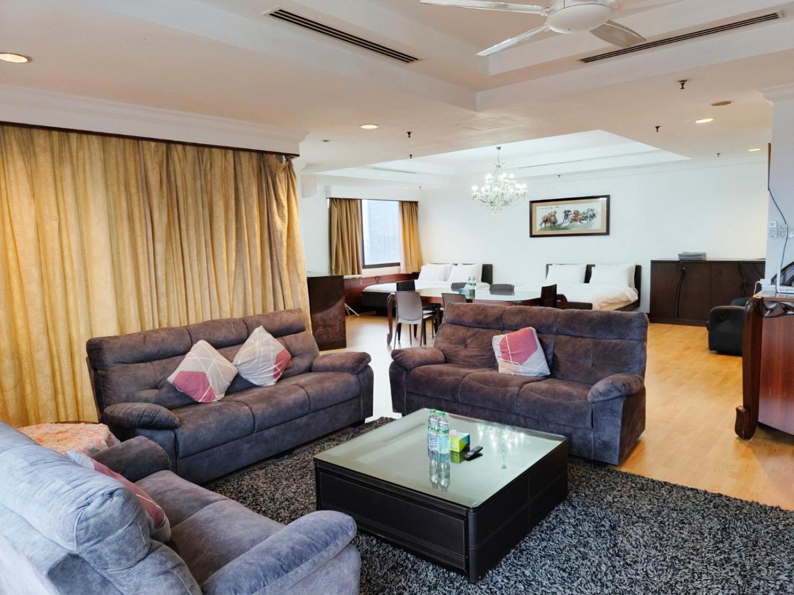 Kl Universal Service Suites At Times Square Kaula Lumpur Malaysia Pangsapuri *