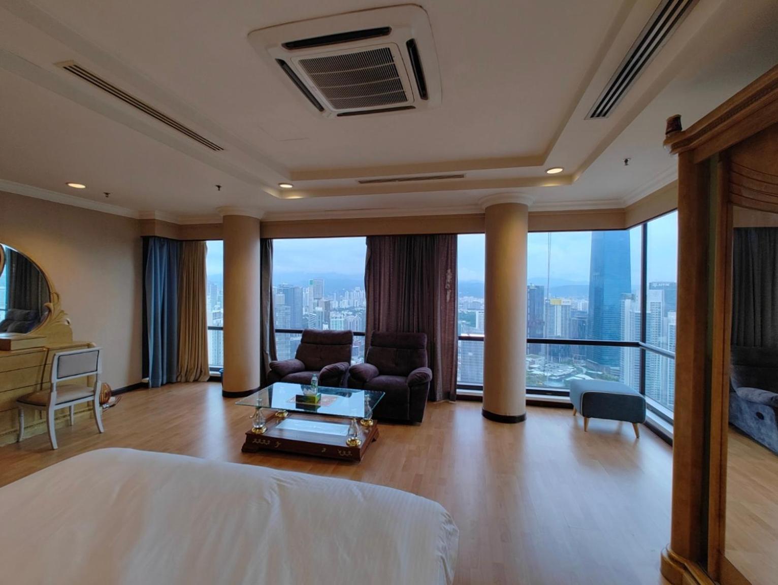 Kl Universal Service Suites At Times Square Kaula Lumpur Malaysia * Kuala Lumpur